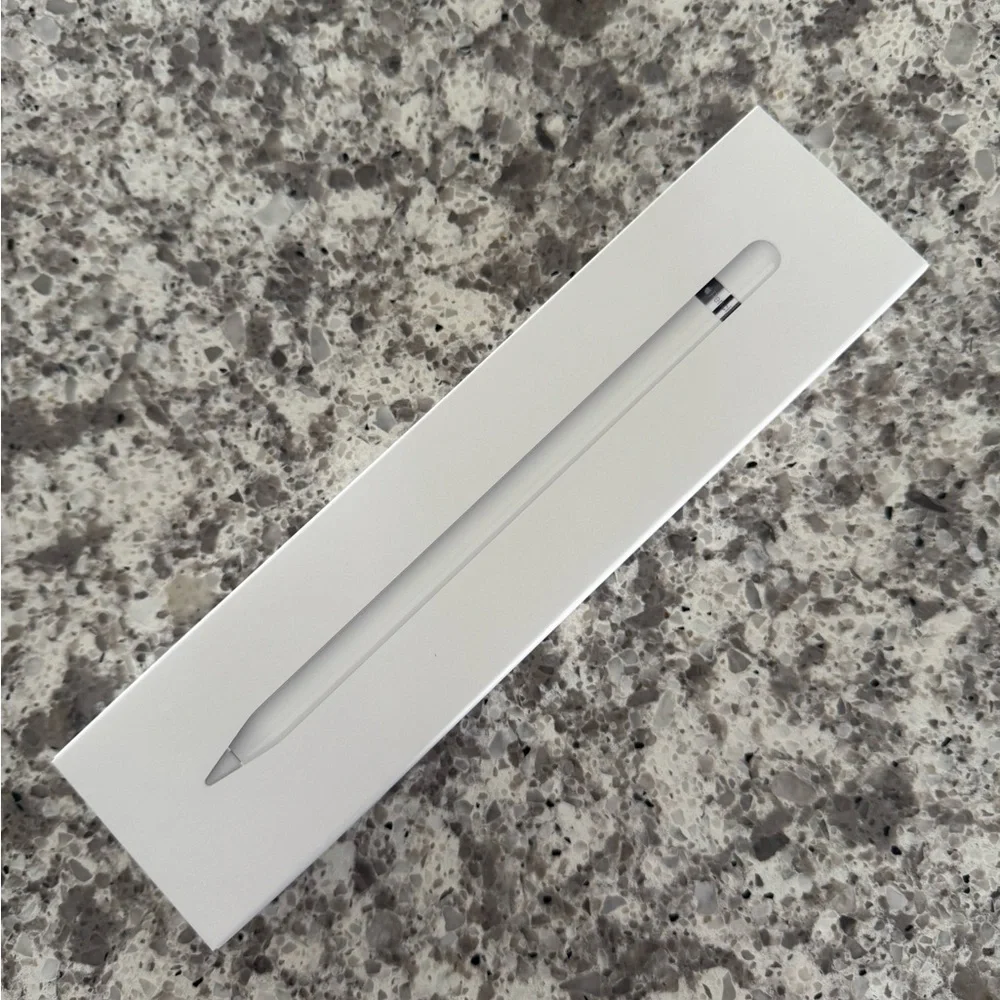 NEW Apple Pencil Model A1603 (1st generation) with USB-C adaptor